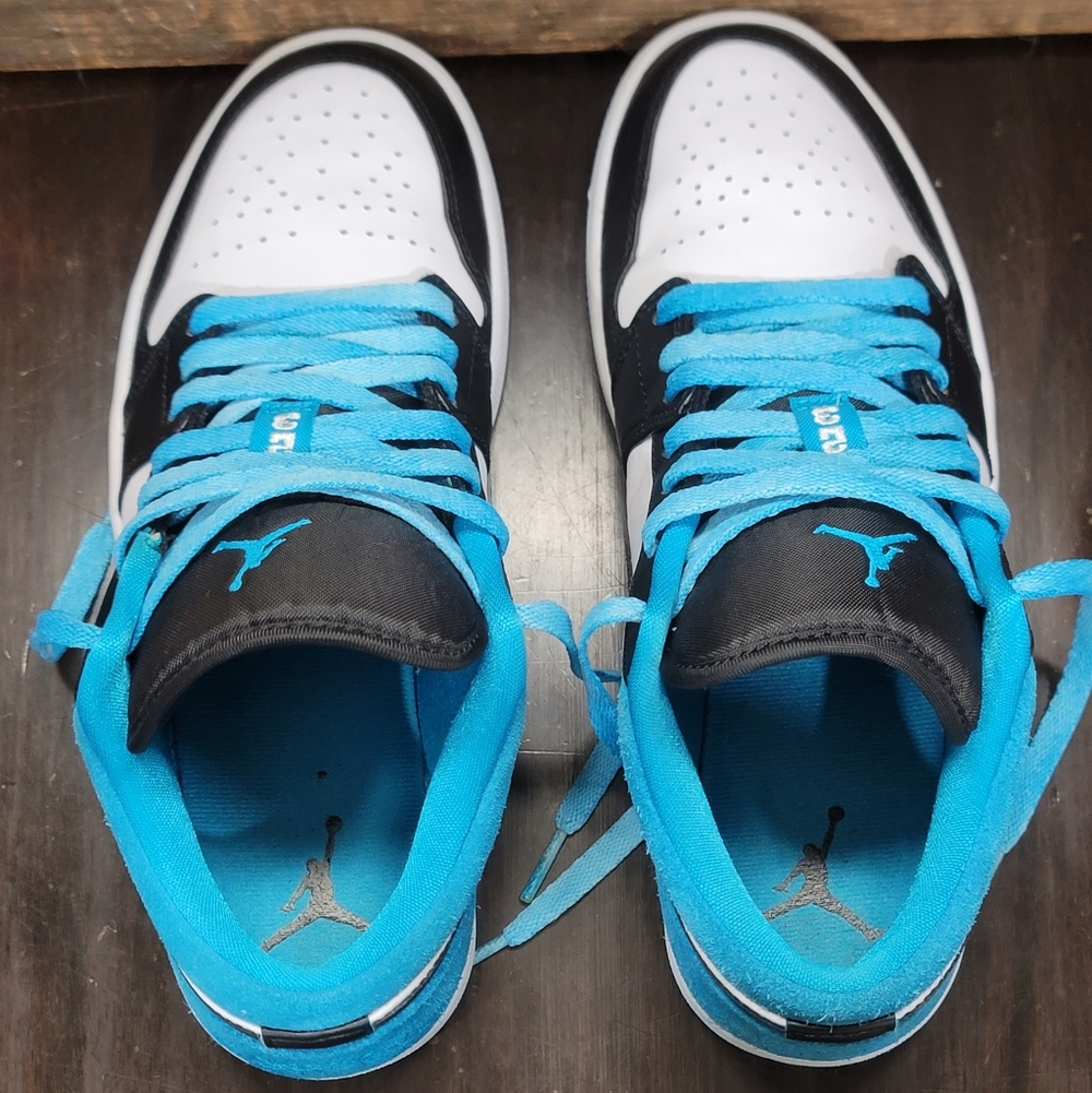 Nike Air Jordan 1 Low SE "Laser Blue" Mens 8 Wmns 9.5 Great Condition. - Picture 9 of 16